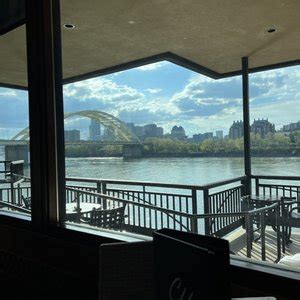 The Chart House Newport Ky