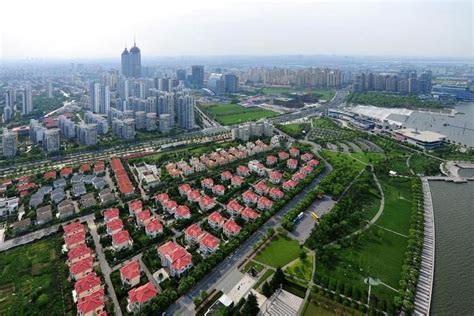 The China-Singapore (Suzhou) Industrial Park: