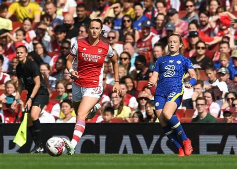 The Clash of the Titans: Arsenal vs Chelsea - A Tale of Two Halves