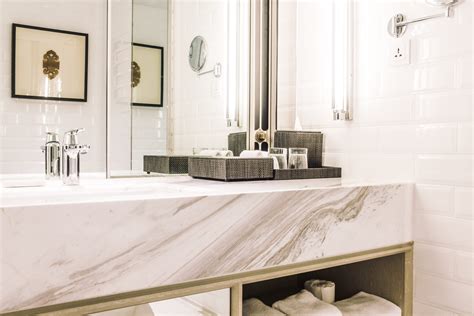 The Comprehensive Guide to Bath Shelves: Enhancing Bathroom Functionality and Aesthetics