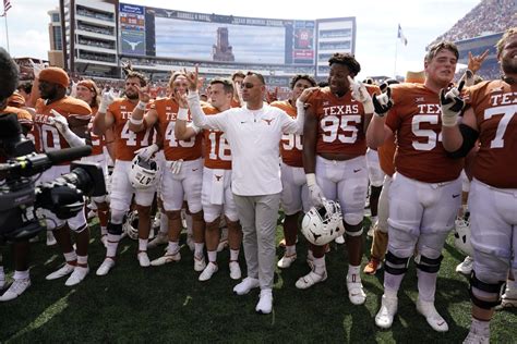 The Comprehensive Guide to the Texas Longhorns Coaching Staff