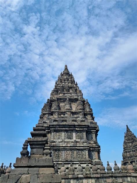 The Edge Temple U: A Historical and Architectural Marvel