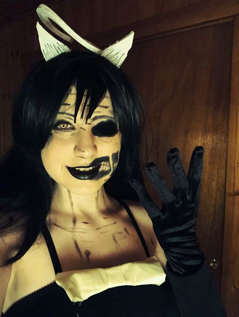 The Enchanting Allure of Alice Angel Cosplay: A Divine and Angelic Transformation