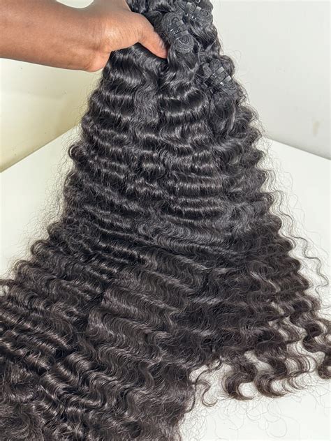 The Enchanting Appeal of Burmese Curly Bundles