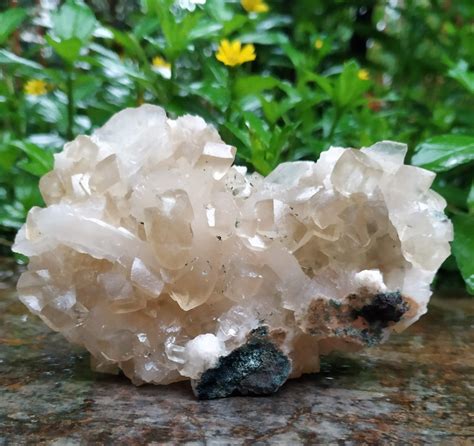 The Enchanting World of Calcite Clusters