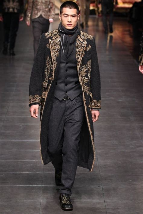 The Enchanting World of Masquerade Costumes for Men: A Journey into Mystery and Sophistication