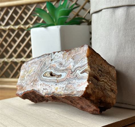 The Enchanting World of Slab Agate: Unveiling Its Beauty and Applications