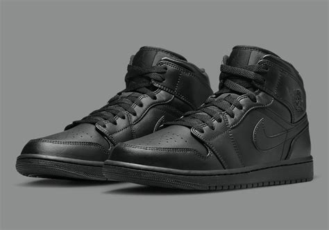 The Enduring Appeal of the Air Jordan 1 All Black