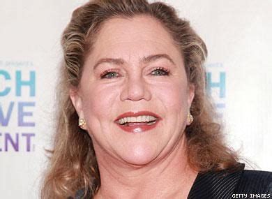 The Enduring Impact of Kathleen Turner: A Hollywood Icon and Advocate for Women