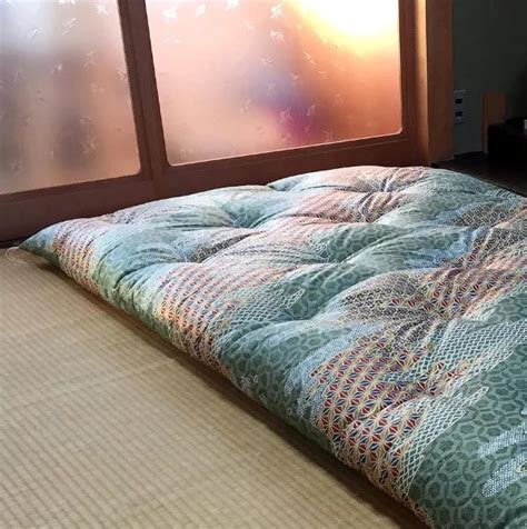 The Enigmatic World of Japanese Pillows: Embracing Comfort and Tradition