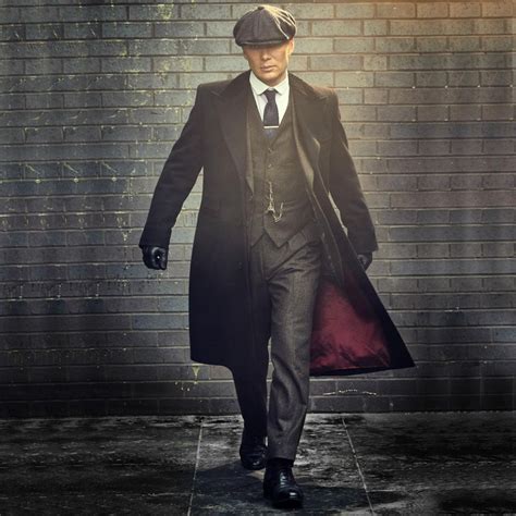 The Essential Elements of Tommy Shelby's Peaky Blinders Outfit