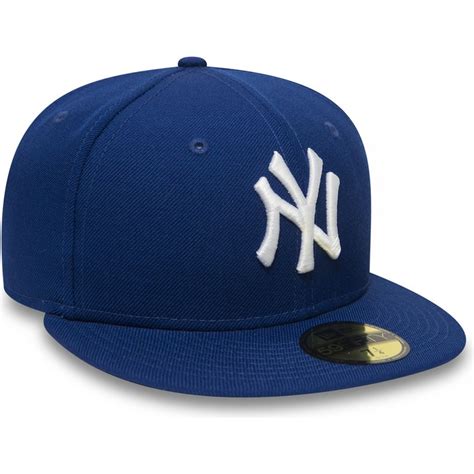 The Essential Guide to Fitted Hats: The Yankees' Unrivaled Dominance