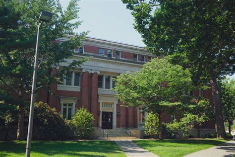 The Essential Guide to Harvard Law: A Comprehensive Overview of the Prestigious Institution