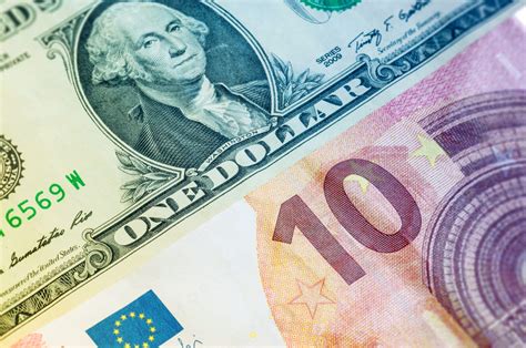 The Euro and US Dollar: A Currency Showdown