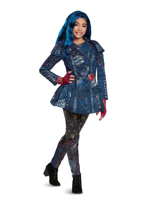 The Evie from Descendants 2 Costume: A Guide to Dressing Like the Queen of Hearts