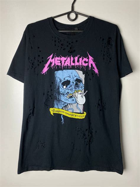 The Evolution of Metallica Retro T-Shirts