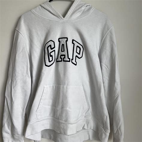 The Evolution of the Gap Women's Sweatshirt