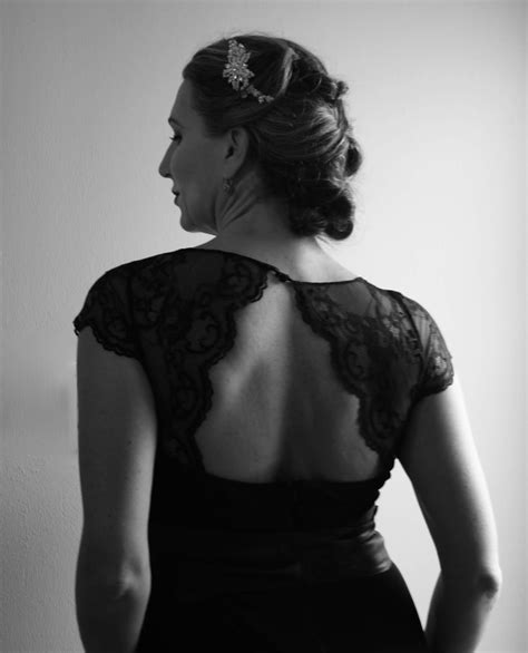 The Film Noir Femme Fatale: A Timeless Inspiration for Prom Hairstyles