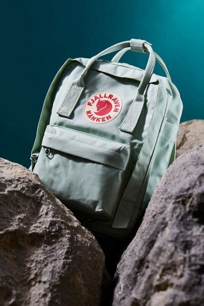 The Fjällräven Kånken: A Comprehensive Guide to the Iconic Backpack