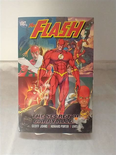 The Flash Vol 6 The Secret of Barry Allen Reader