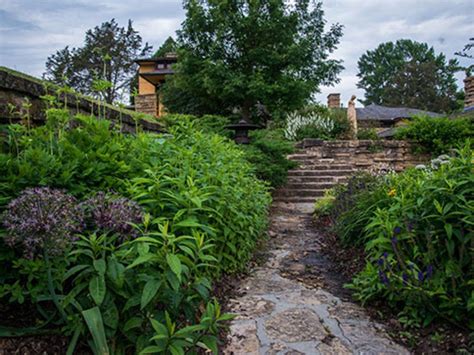 The Gardens of Frank Lloyd Wright Reader