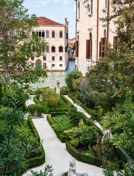The Gardens of Venice and the Veneto Kindle Editon