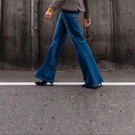 The Groovy Comeback: Unlocking the Timeless Appeal of Bell Bottom Pants