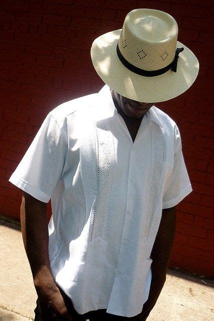 The Guayabera: A Guide to the Unbuttoned Elegance of Cuban Fashion