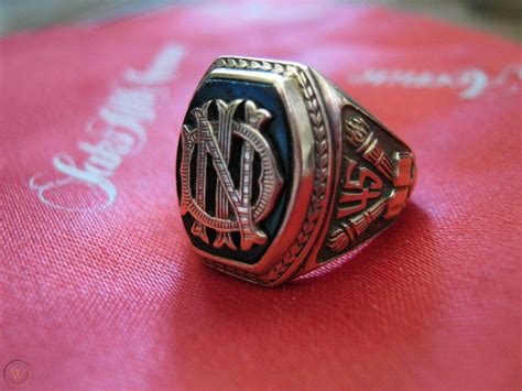 The History of the Notre Dame Class Ring