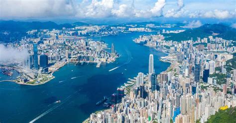 The Hong Kong Real Estate Landscape: Unraveling the Challenges