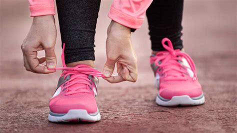 The Importance of Choosing the Right Walking Shoes