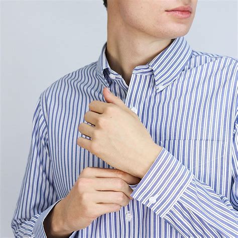 The Importance of Wrinkle-Free Men's Shirts