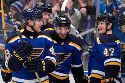 The Intense Rivalry: Islanders vs. Blues - A Tale of Two NHL Powerhouses