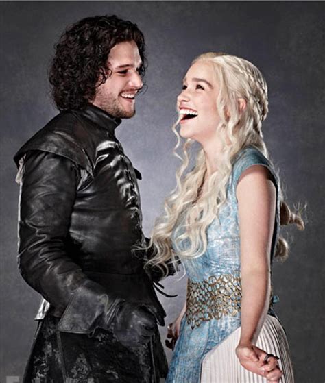 The Legendary Jon and Dany: A Costume Guide to Embody the Heroes of Westeros