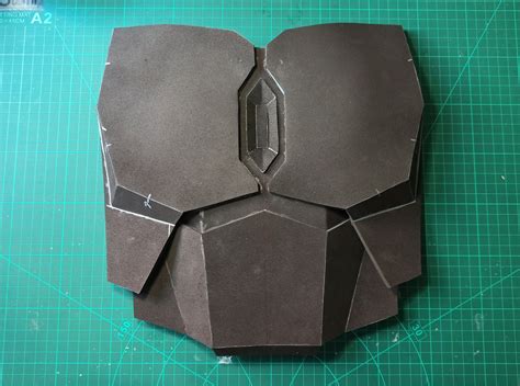 The Mandalorian Chest Plate: A Guide to Crafting the Iconic Beskar'Armor'