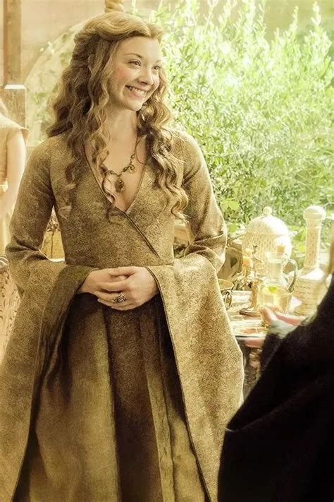 The Margaery Tyrell Dress: A Guide to Dressing Like a Queen