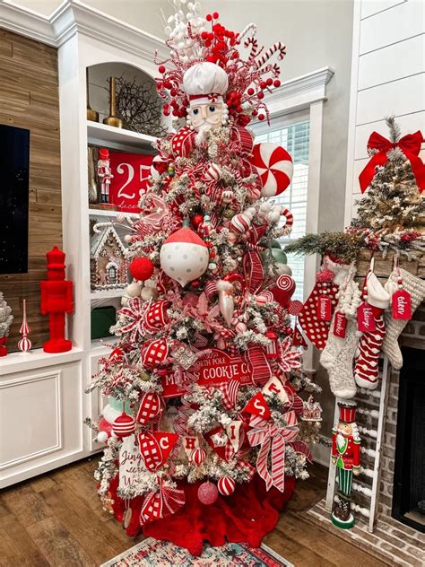 The Meaning Behind Red and White Christmas Trees