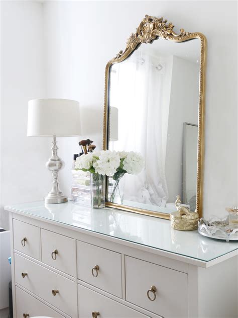 The Mirror Above Dresser: A Timeless Element of Bedroom Decor