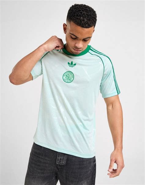 The Origins and Evolution of the Celtic F.C. Shirt