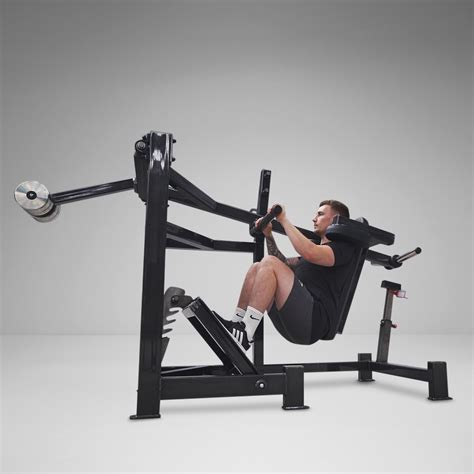 The Pendulum Squat Machine: A Comprehensive Guide to Improve Your Lower Body Strength