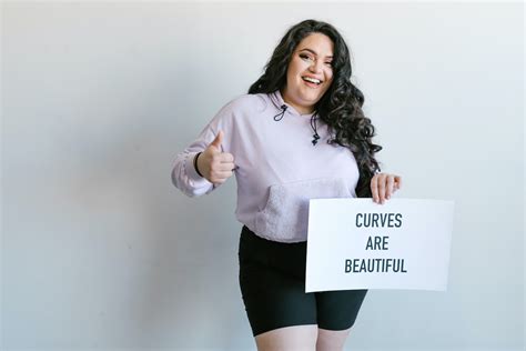 The Pipermaepeach Phenomenon: Redefining Body Positivity and Empowerment