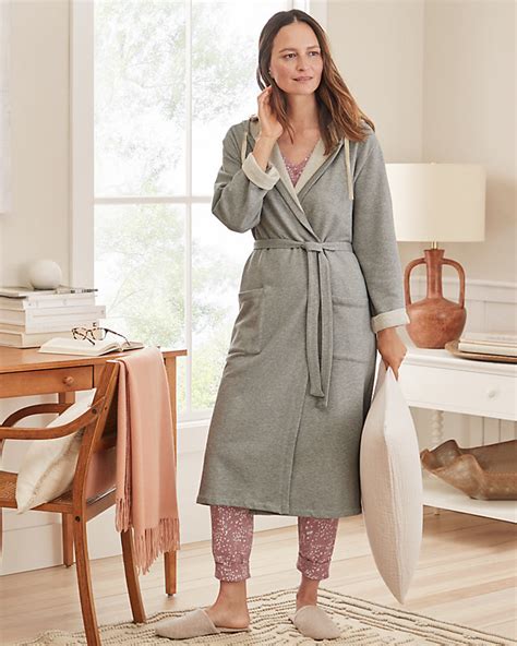 The Rise of Sweatshirt Robes: A Cozy Fashion Revolution