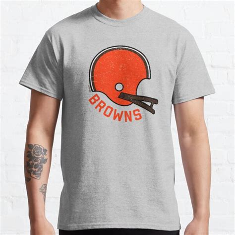 The Significance of Cleveland Browns T-Shirts