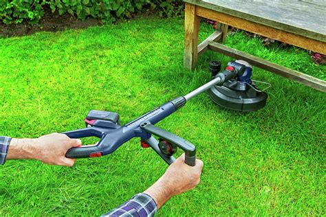 The Significance of Grass Trimmer Blades