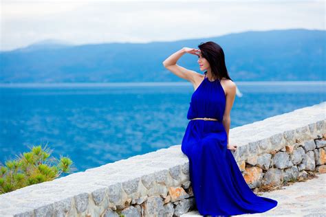 The Timeless Appeal of Blue Dresses