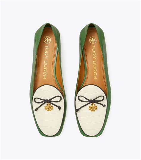 The Timeless Charm of Two-Tone Loafers: A Versatile Accessory for Every Wardrobe