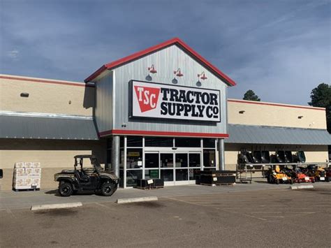 The Tractor Supply Show Low: A Hub for Rural Living Enthusiasts