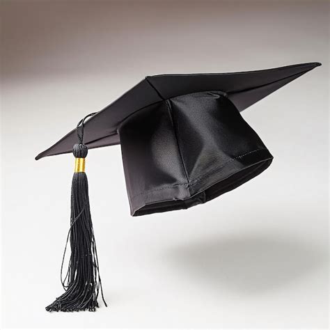 The UIUC Cap and Gown: A Symbol of Academic Achievement