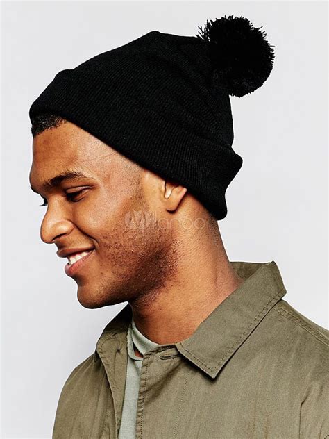 The Ultimate Guide to Beanie Pom Poms for Men: Style, Warmth, and Versatility