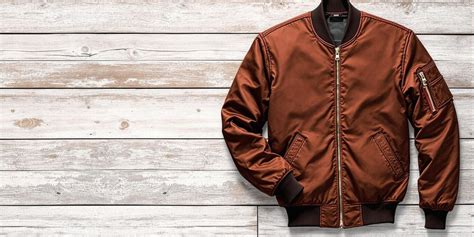 The Ultimate Guide to Bomber Jackets: Style, History, and How to Wear It